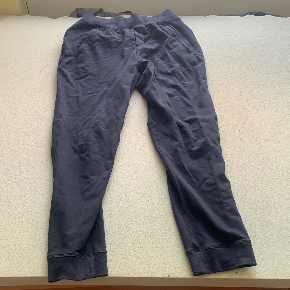 Lululemon Men’s Sweats